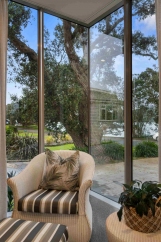 Raglan-house-inside-corner-window